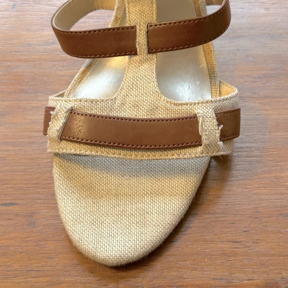 Linen + Leather Heels Tan Women’s Size 8 M NEW Without Box 2.5” Heel Gold Buckle - Picture 4 of 9